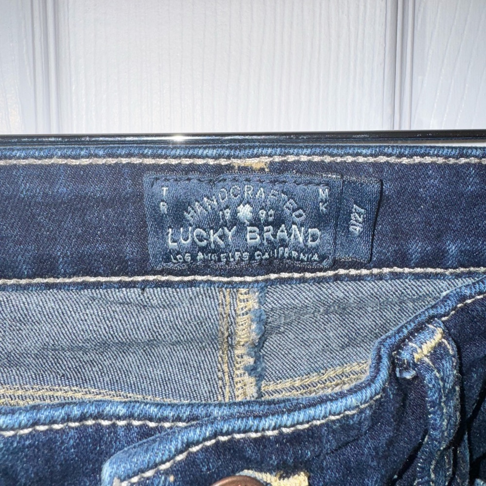 Lucky Brand Indigo Cropped Jeans - Picture 4 of 8